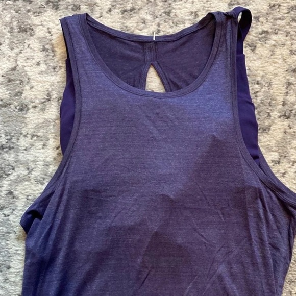 Lulu Lemon Top built in sports bra, size 12 - Picture 2 of 4